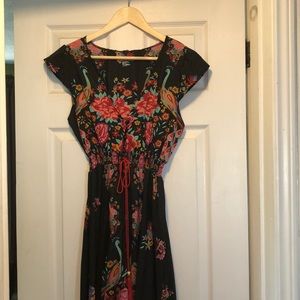 Beautiful Floral Maxi Dress with Leg Slit